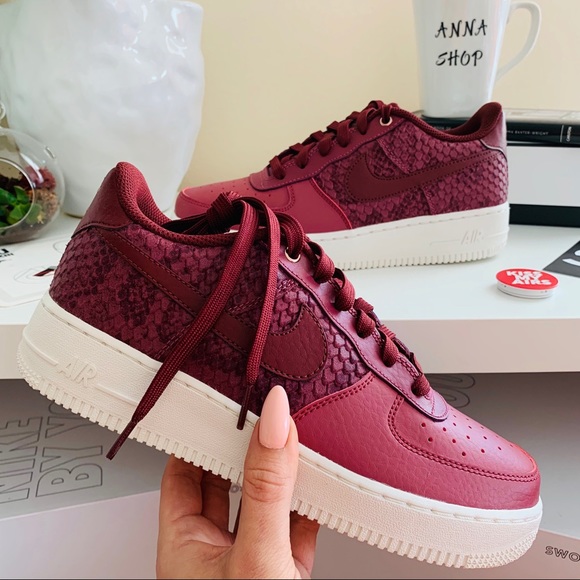 Nike Shoes - NWT Nike Air Force 1